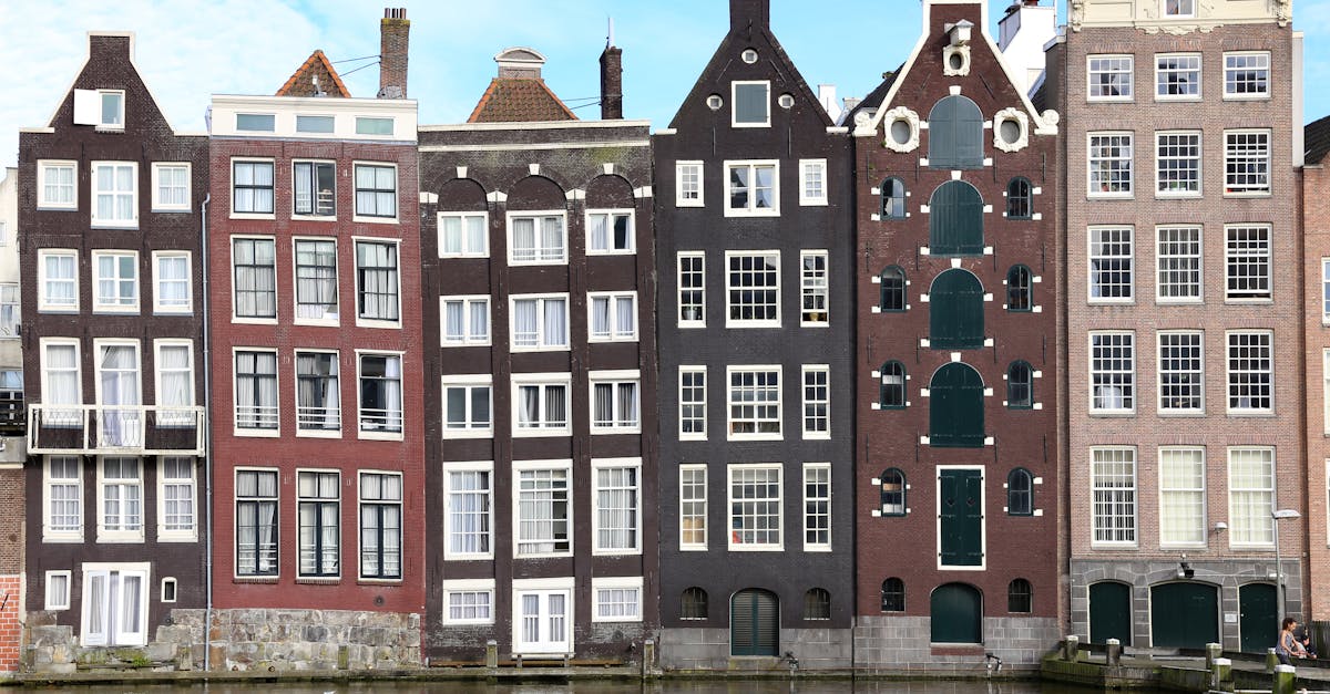 Discovering Lesser-Known Dutch Podcasts for Unique Insights