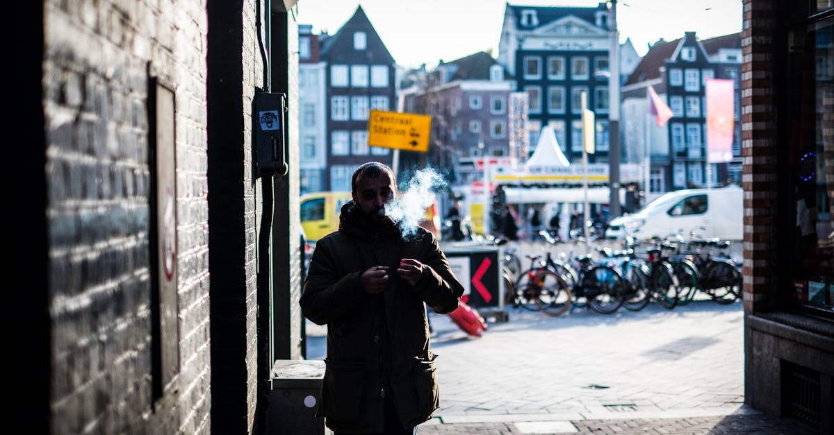 The Benefits of Learning Dutch in Interactive Group Settings